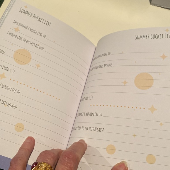 NWOT “Bucket List Journal,” Paperback - Picture 4 of 4